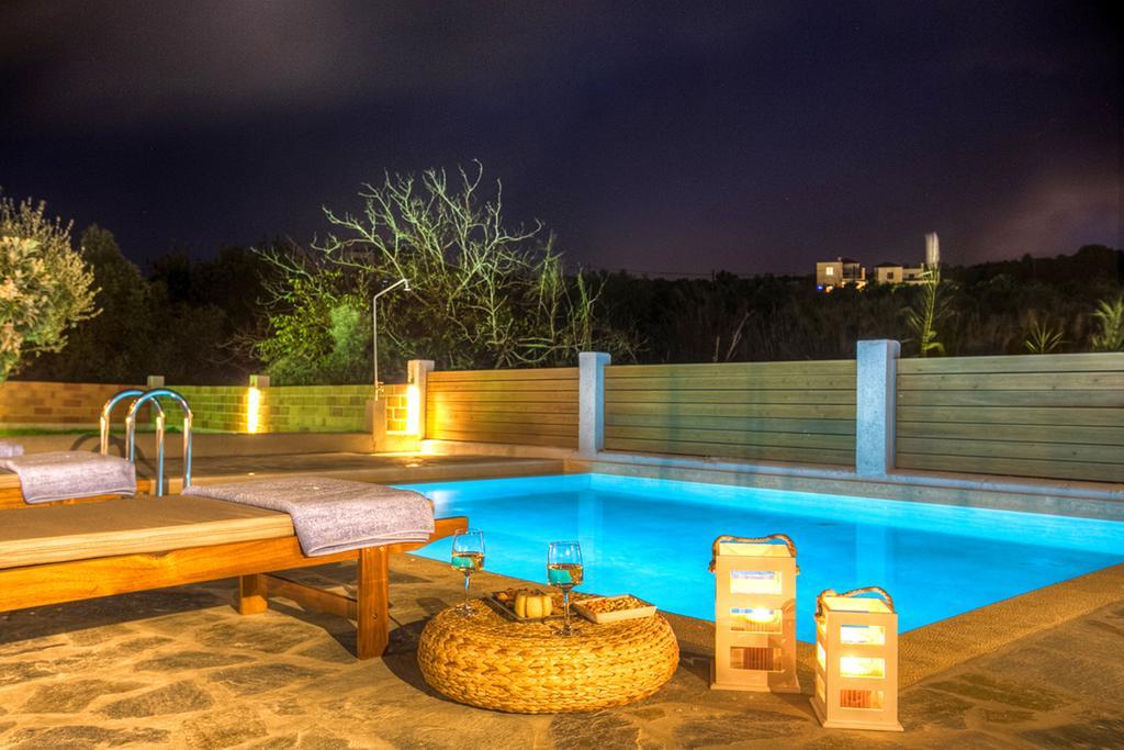 Cyan Icons Villas Kalyves Habitación foto
